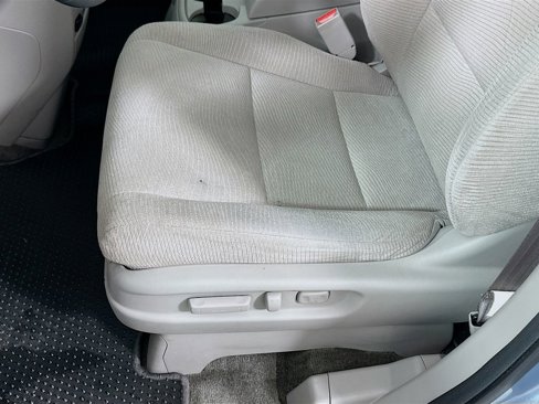 Used 2011 Honda Odyssey EX image 18