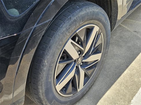 Used 2021 Kia Sorento S w/ Panoramic Sunroof Package image 3