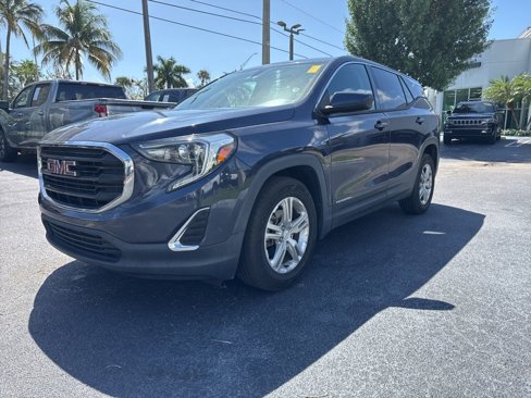 Used 2019 GMC Terrain SLE image 1