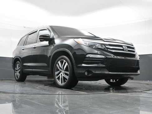 Used 2018 Honda Pilot Touring image 50