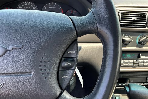 Used 1999 Ford Mustang Convertible image 18
