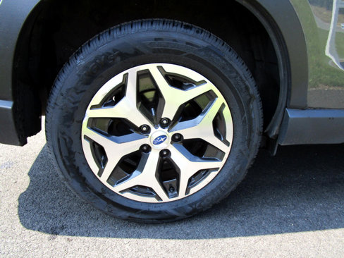 Used 2021 Subaru Forester Premium image 17
