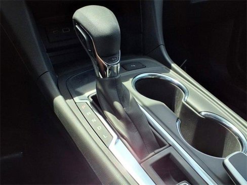 Used 2023 Chevrolet Equinox LT image 13