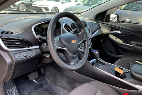 Used 2018 Chevrolet Volt LT image 9