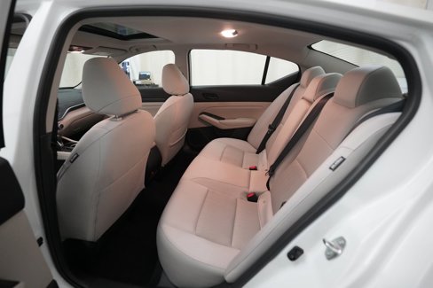 Certified 2024 Nissan Altima 2.5 SV image 15