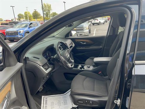 Used 2019 GMC Terrain SLE w/ Driver Convenience Package image 16