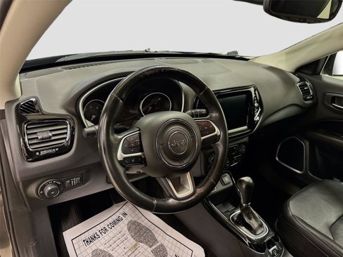 Used 2019 Jeep Compass Limited image 9