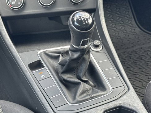 Used 2021 Volkswagen Jetta S w/ Driver Assistance Package image 31