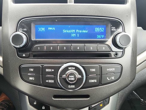 Used 2015 Chevrolet Sonic LT image 20