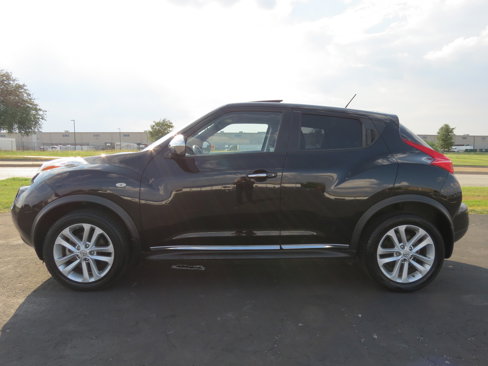 Used 2011 Nissan Juke SL w/ Chrome Pkg image 3