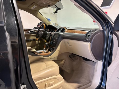 Used 2011 Buick Enclave CXL w/ Trailering Provision Package image 17