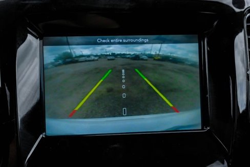 Used 2019 Jeep Compass Latitude image 27