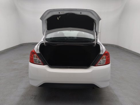 Used 2019 Nissan Versa S Plus image 29