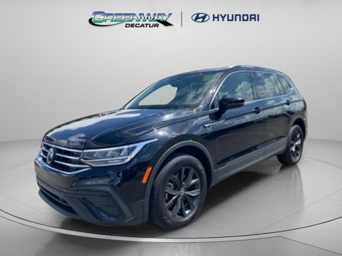 Used 2024 Volkswagen Tiguan SE image 5