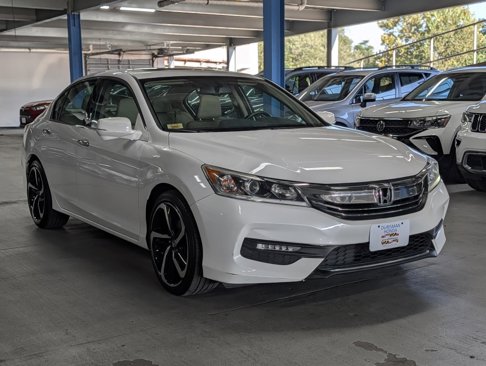 Used 2017 Honda Accord EX-L image 30