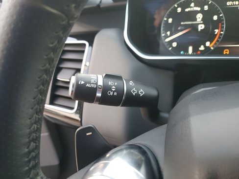 Used 2015 Land Rover Range Rover Sport Supercharged image 36