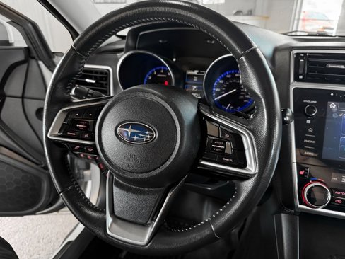 Used 2018 Subaru Outback 2.5i Limited image 24