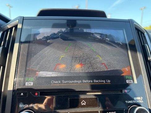 Used 2019 Subaru Crosstrek 2.0i Limited w/ Moonroof Package w/Navigation image 31