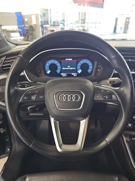 Used 2023 Audi Q3 2.0T Premium image 13