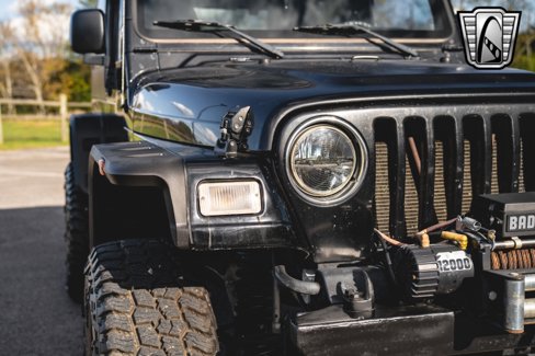 Used 2004 Jeep Wrangler 4WD image 11
