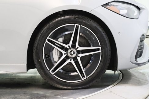 Used 2025 Mercedes-Benz C 300 4MATIC Sedan image 15