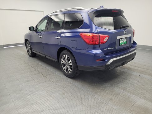 Used 2020 Nissan Pathfinder SV image 5