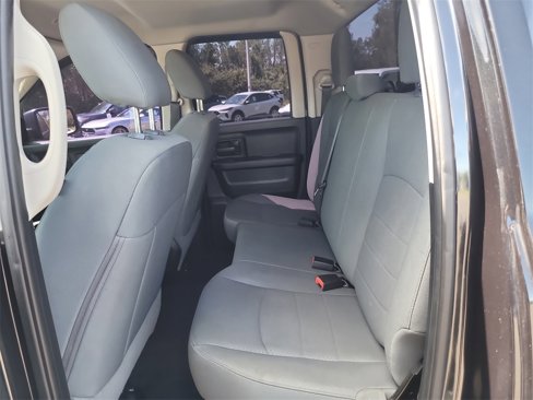 Used 2018 RAM 1500 Express image 10