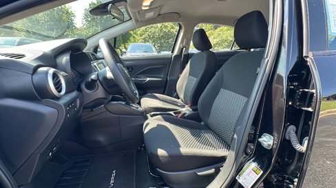 Used 2023 Nissan Versa S w/ Trunk Package image 9