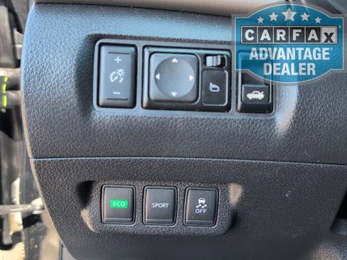 Used 2014 Nissan Sentra SV image 16