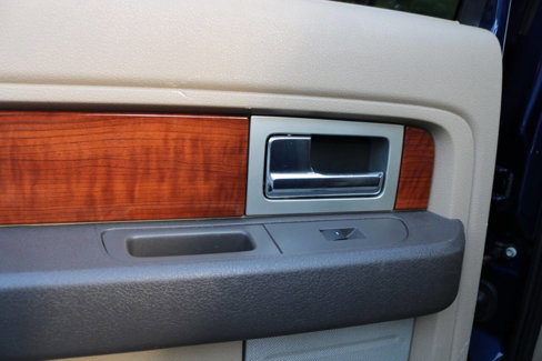 Used 2010 Ford F150 Lariat image 36