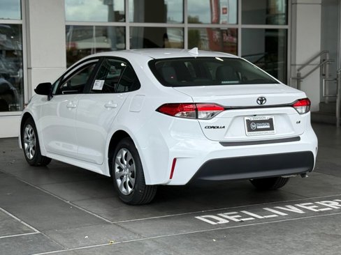 New 2025 Toyota Corolla LE image 9