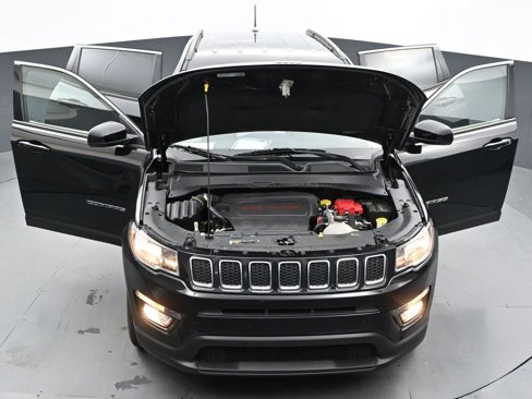 Used 2019 Jeep Compass Latitude w/ Popular Equipment Group image 37
