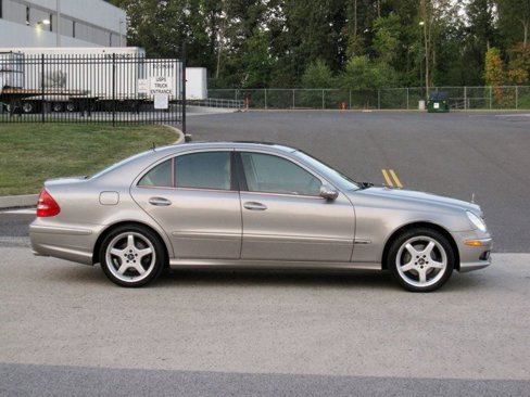 Used 2006 Mercedes-Benz E 350 Sedan image 9