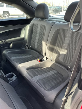 Used 2014 Volkswagen Beetle R-Line image 9