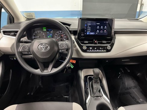 Used 2024 Toyota Corolla LE image 5