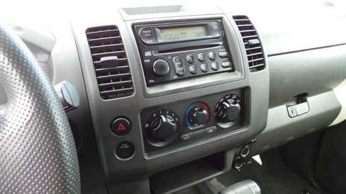 Used 2006 Nissan Frontier XE w/ (G01) XE Preferred Pkg image 5