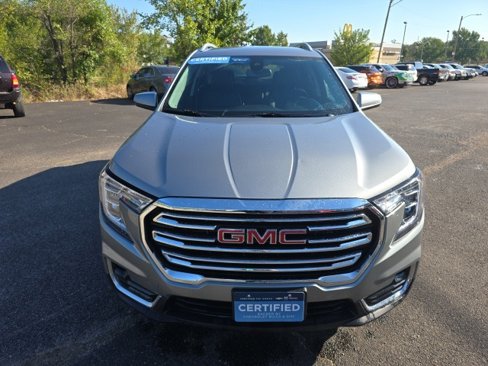 Certified 2024 GMC Terrain SLT image 8