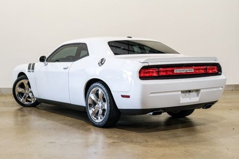 Used 2013 Dodge Challenger R/T image 32