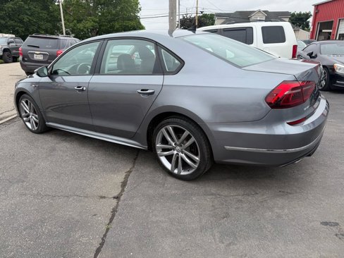 Used 2018 Volkswagen Passat 2.0T R-Line image 5