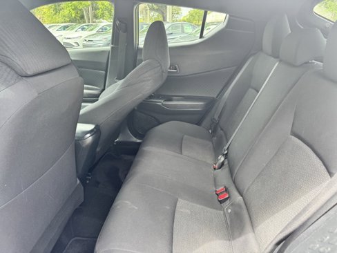 Used 2018 Toyota C-HR XLE image 10