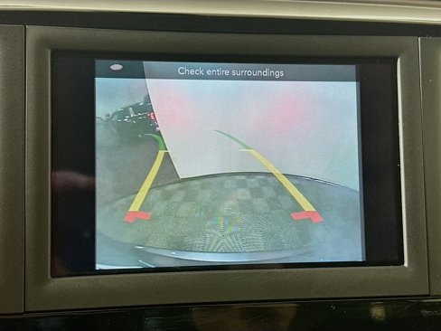 Used 2019 Chrysler Pacifica Touring-L image 13