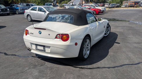Used 2003 BMW Z4 3.0i image 9