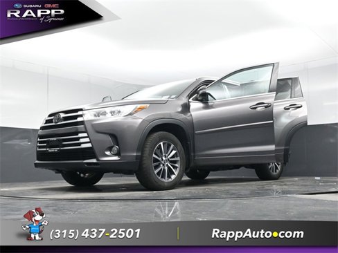 Used 2018 Toyota Highlander XLE image 38