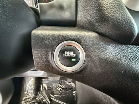 Used 2024 GMC Terrain SLE image 16