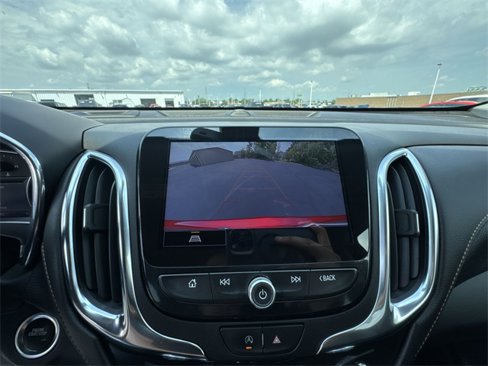 Certified 2022 Chevrolet Equinox Premier w/ LPO, Floor Liner Package image 15