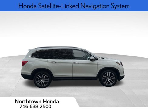 Used 2017 Honda Pilot Elite image 3