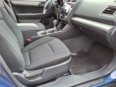Used 2019 Subaru Outback 2.5i Premium image 5