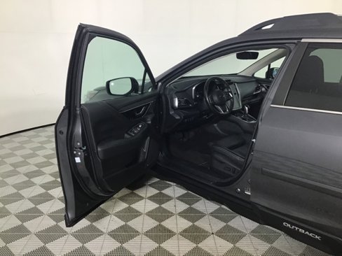 Used 2023 Subaru Outback Limited XT image 10
