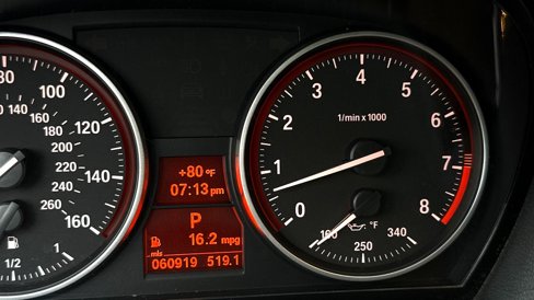 Used 2011 BMW 328i Convertible image 18