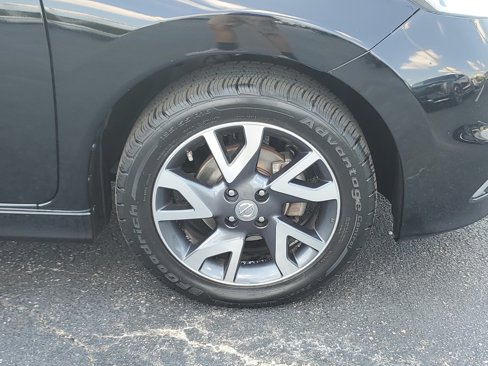 Used 2015 Nissan Versa Note SR image 5